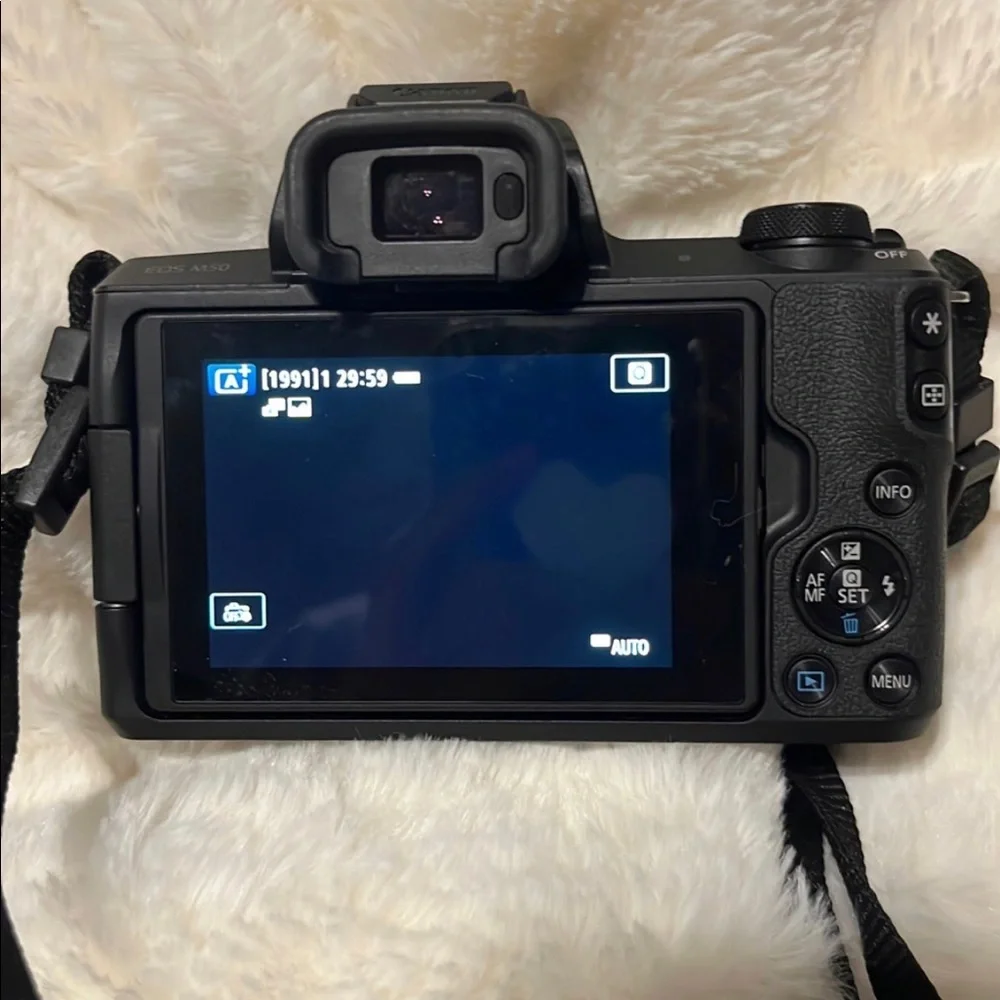 Canon Eos M50
